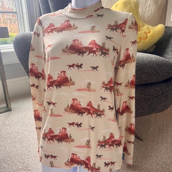Wrangler - Retro: Horse Print Mock Neck Shirt, Creamsicle - Picture 2 of 5